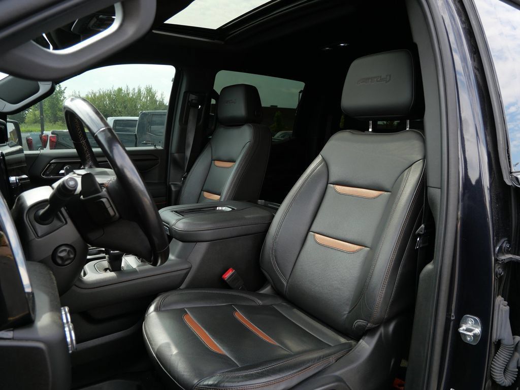 Certified 2022 GMC Sierra 1500 AT4 w/ AT4 Premium Package AWD/4WD image 12