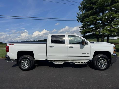 Used 2018 Chevrolet Silverado 2500 LTZ w/ Duramax Plus Package AWD/4WD image 6