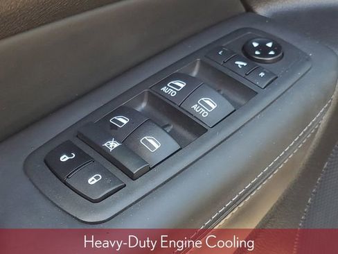 Used 2021 Jeep Grand Cherokee Overland image 14