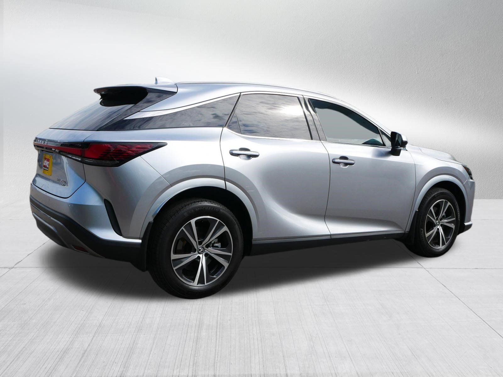 Used 2025 Lexus RX 350 Premium w/ Convenience Package AWD/4WD image 7