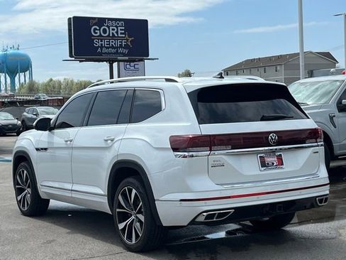 Used 2024 Volkswagen Atlas SEL Premium R-Line image 9