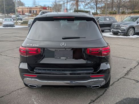 Certified 2025 Mercedes-Benz GLB 250 GLB 250 image 4