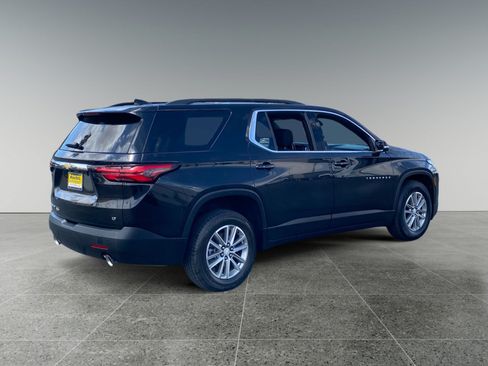 Used 2023 Chevrolet Traverse LT AWD/4WD image 5