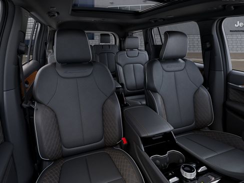 New 2026 Jeep Grand Cherokee L Summit w/ Obsidian Package AWD/4WD image 40