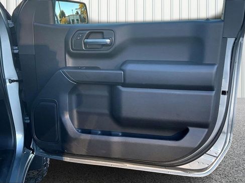 Used 2025 Chevrolet Silverado 1500 W/T w/ Trailering Package image 17