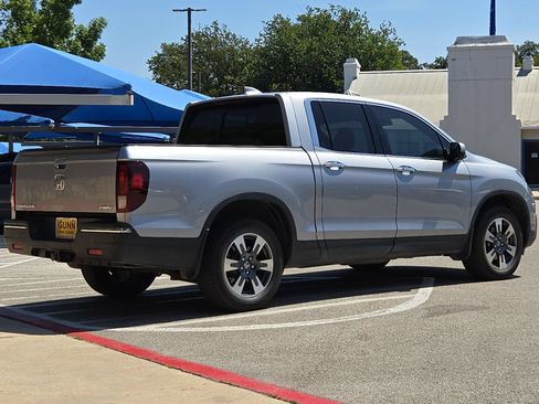 Used 2018 Honda Ridgeline RTL-E image 3