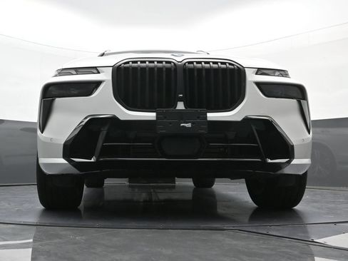 Used 2026 BMW X7 xDrive40i w/ Executive Package AWD/4WD image 25