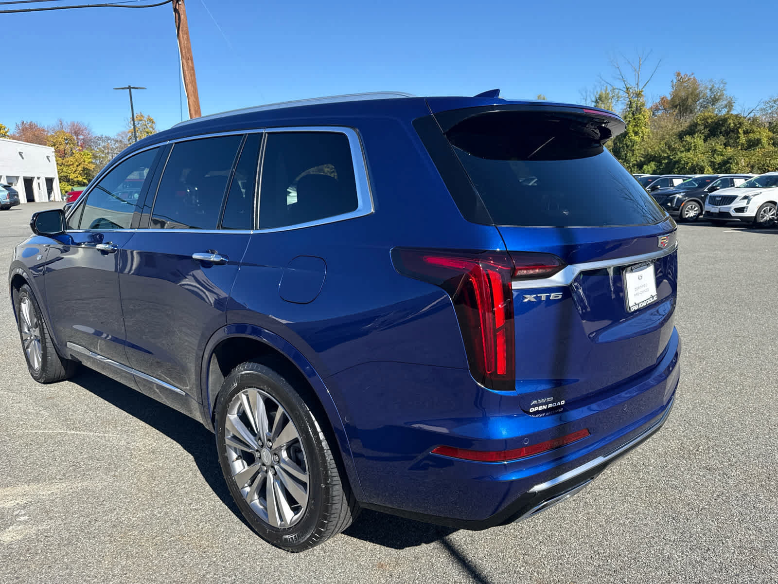 Used 2024 Cadillac XT6 Premium Luxury w/ Technology Package AWD/4WD image 12