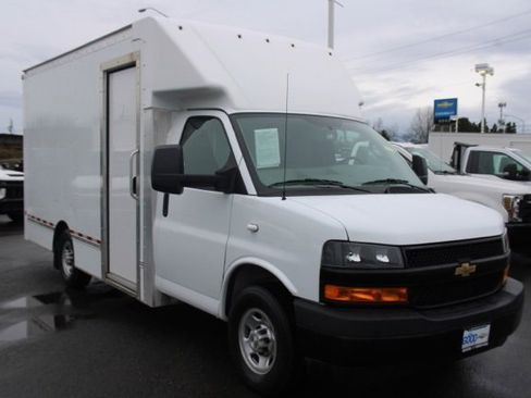Used 2023 Chevrolet Express 3500 w/ Power Convenience Package image 1