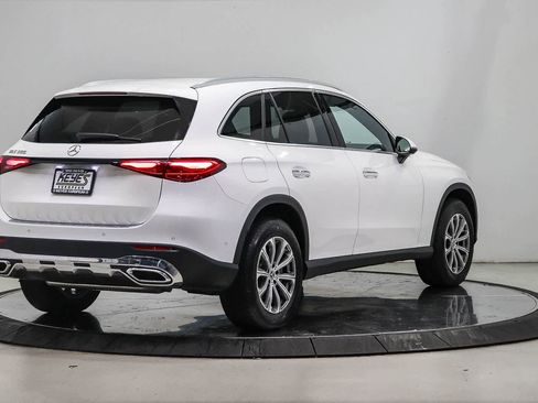 Certified 2026 Mercedes-Benz GLC 300 image 4
