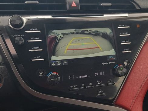 Used 2019 Toyota Camry XSE image 27