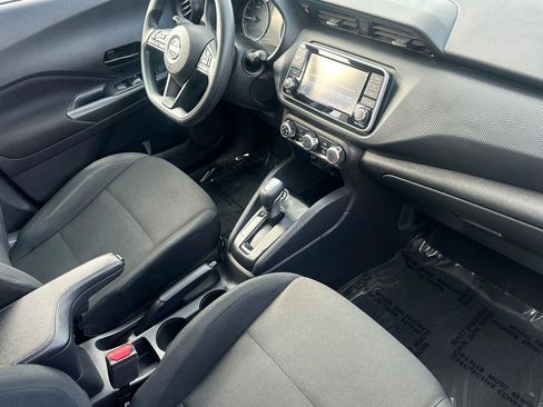 Used 2024 Nissan Kicks S image 15