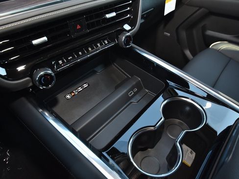 New 2026 Chevrolet Tahoe Premier image 18