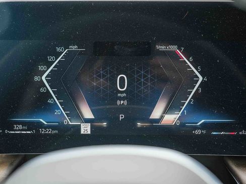 Used 2025 BMW X1 xDrive28i w/ Technology Package image 22