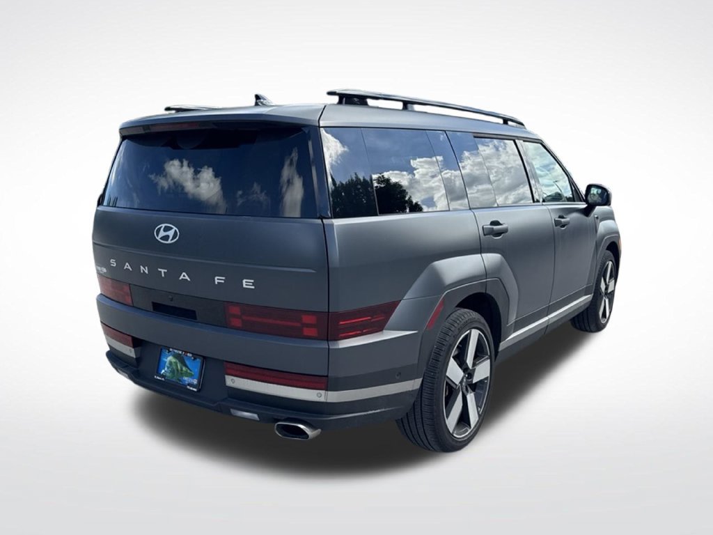 Used 2025 Hyundai Santa Fe Limited FWD image 5