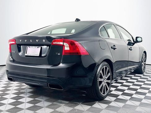 Used 2016 Volvo S60 T6 image 8