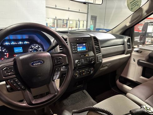 Used 2017 Ford F250 XL w/ STX Appearance Package image 15