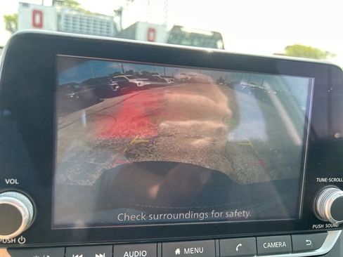 Used 2023 Nissan Altima 2.5 SV image 21