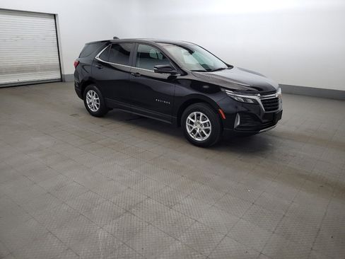 Used 2024 Chevrolet Equinox LT AWD/4WD image 11
