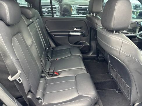 Used 2020 Mercedes-Benz GLB 250 image 8