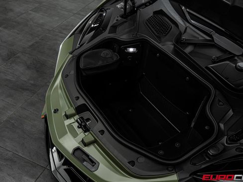 Used 2025 Lamborghini Revuelto AWD/4WD image 12