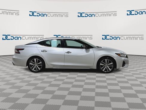 Used 2020 Nissan Maxima 3.5 SV w/ Floor Mat Group FWD image 9