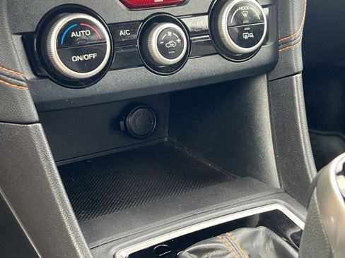 Used 2019 Subaru Crosstrek 2.0i Limited w/ Moonroof Package image 29