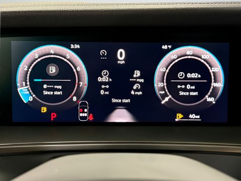 New 2026 Volkswagen Tiguan SE R-Line FWD image 14