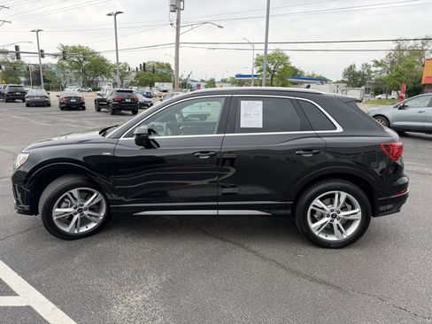 Used 2023 Audi Q3 2.0T Premium Plus w/ Premium Plus Package AWD/4WD image 3