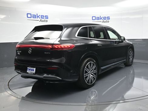 Used 2023 Mercedes-Benz EQS 580 4MATIC SUV image 8