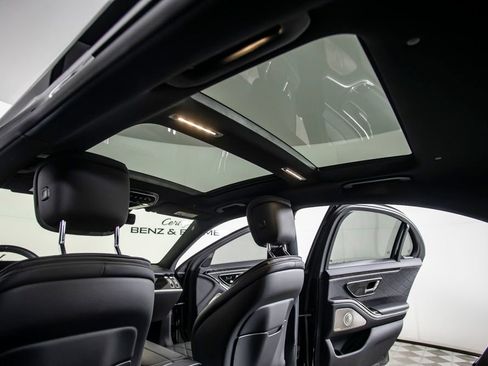 Used 2023 Mercedes-Benz S 580 4MATIC Sedan image 22