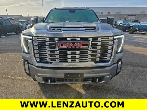 Used 2025 GMC Sierra 2500 Denali w/ Denali Reserve Package image 2