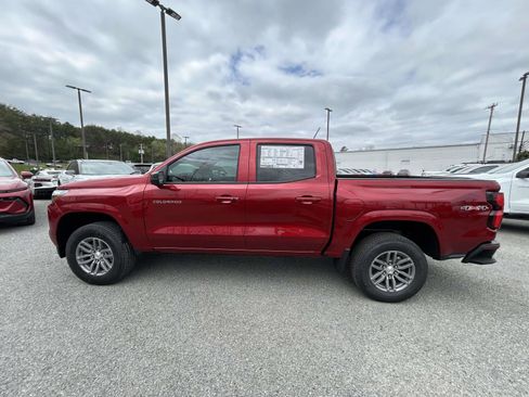 New 2026 Chevrolet Colorado LT w/ LT Convenience Package AWD/4WD image 6