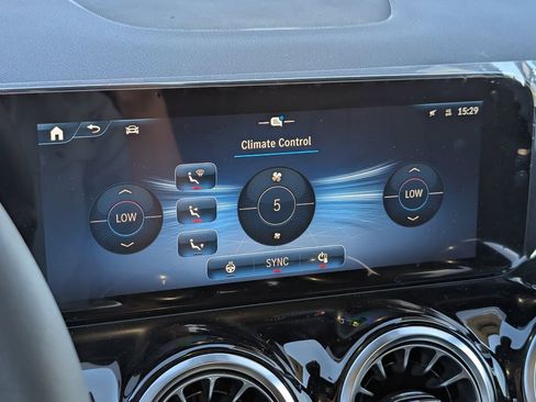 New 2026 Mercedes-Benz GLA 250 GLA 250 image 15