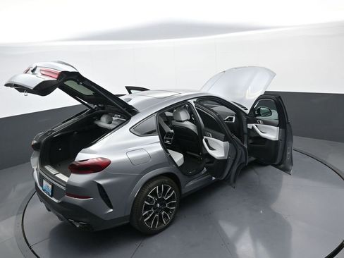 Used 2024 BMW X6 xDrive40i w/ Premium Package image 44