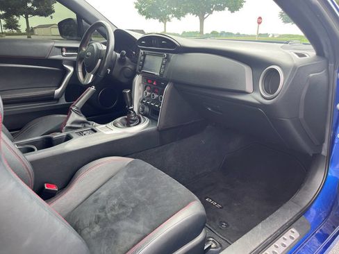 Used 2016 Subaru BRZ Limited RWD image 12