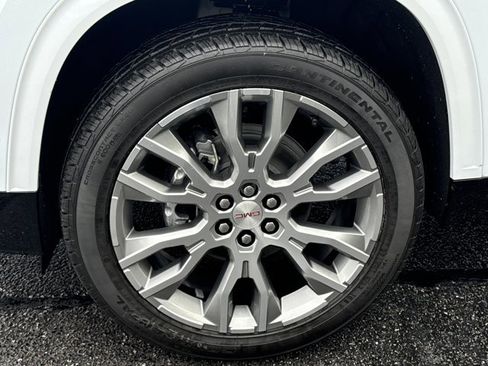 New 2026 GMC Acadia Denali w/ Super Cruise Package image 15