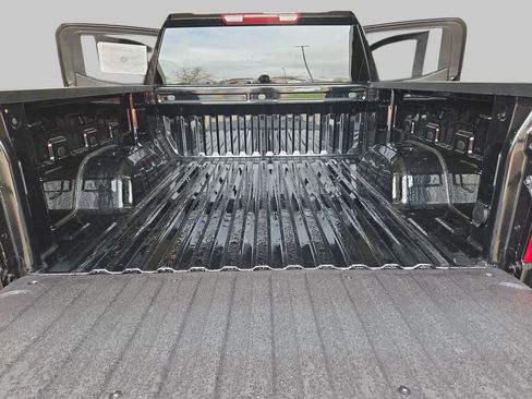 New 2026 Chevrolet Silverado 1500 Custom Trail Boss w/ Turbomax Blackout Package AWD/4WD image 14