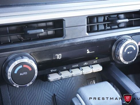 Used 2024 Toyota Tacoma TRD Off-Road image 32