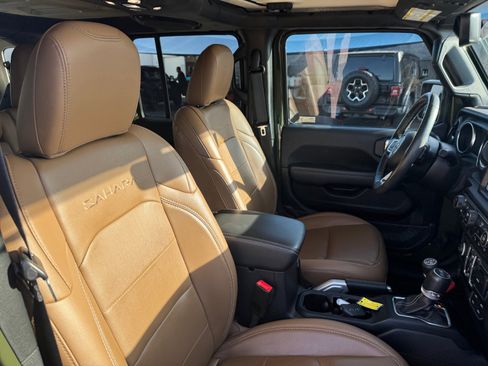 Certified 2021 Jeep Wrangler Unlimited Sahara image 29