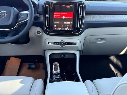 New 2026 Volvo XC40 B5 Ultra w/ Climate Package image 14