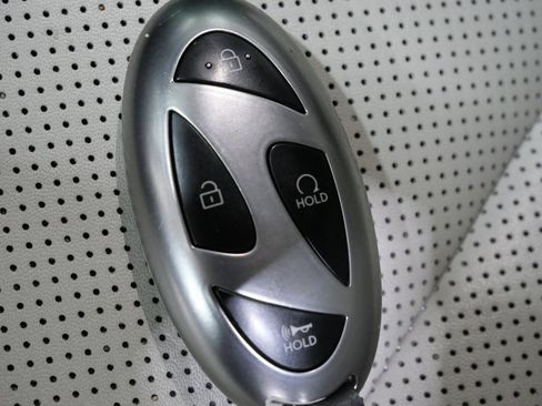 Used 2025 Hyundai Santa Fe SEL image 30