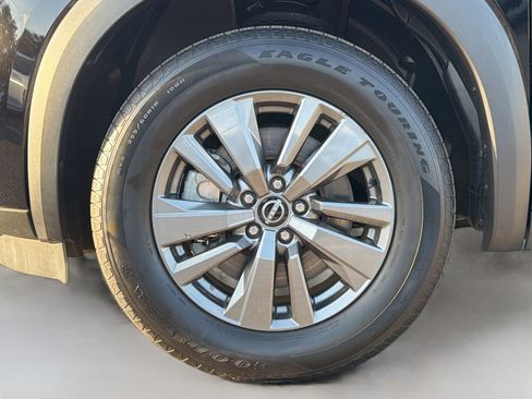 Used 2023 Nissan Pathfinder SV w/ SV Premium Package image 43