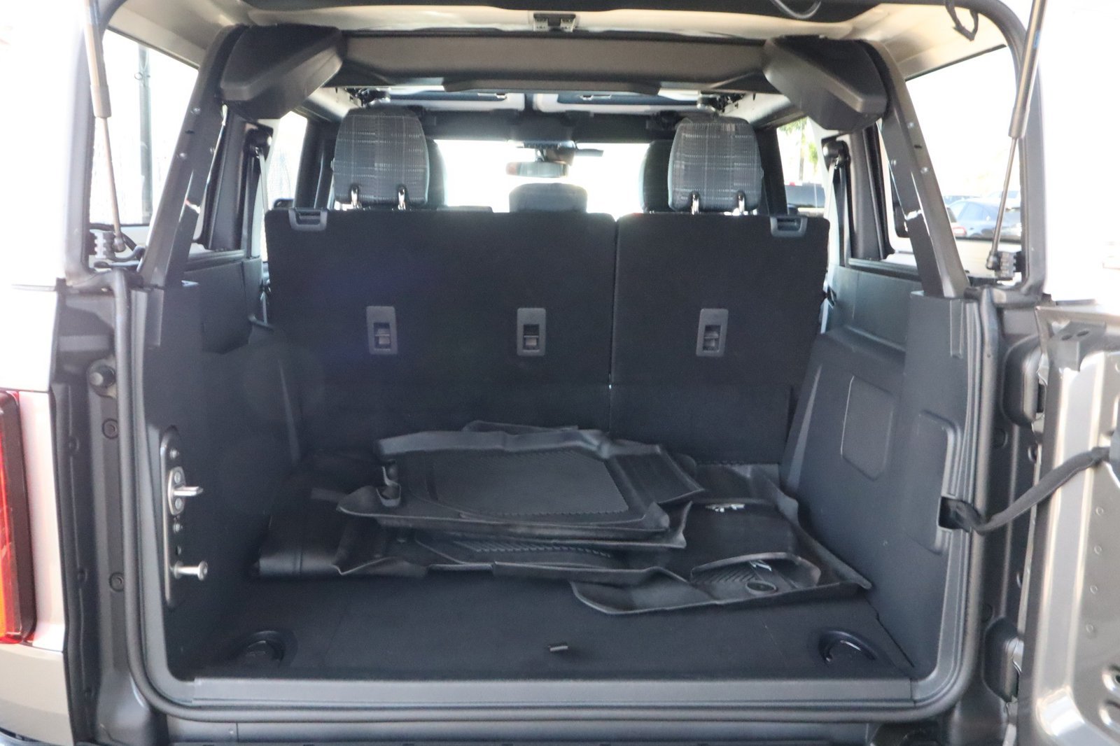 Used 2025 Ford Bronco Heritage Edition AWD/4WD image 38
