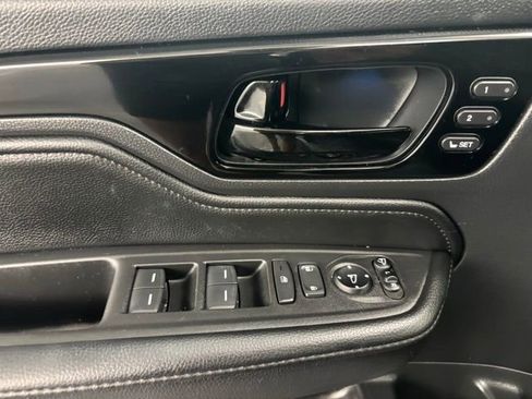 Used 2025 Honda Odyssey Elite image 28