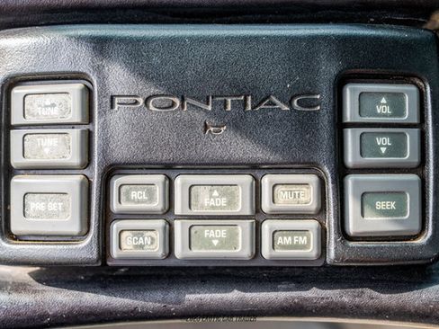 Used 1989 Pontiac Firebird Trans Am RWD image 23