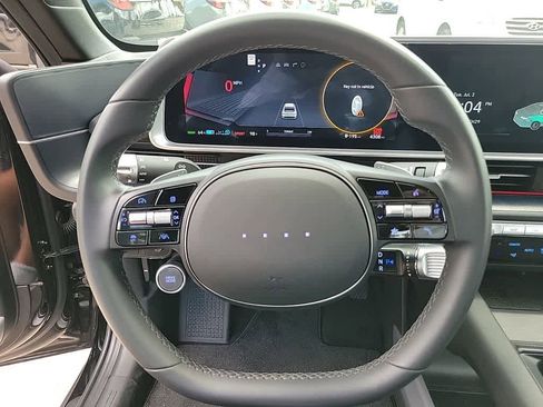 New 2023 Hyundai Ioniq 6 SEL image 18