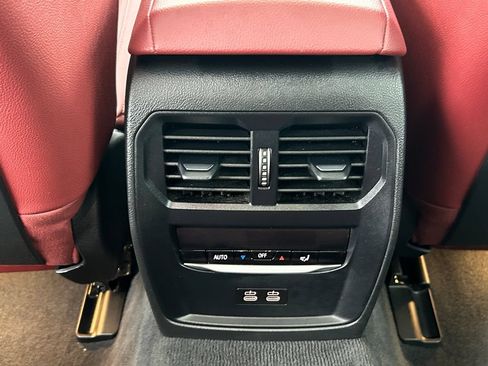 Used 2023 BMW i4 eDrive40 w/ Premium Package RWD image 33