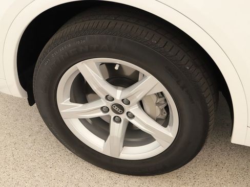 Certified 2023 Audi Q5 2.0T Premium w/ Convenience Package image 35