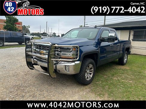 Used 2017 Chevrolet Silverado 1500 LT w/ All Star Edition AWD/4WD image 1
